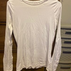 Women’s White Long sleeve.